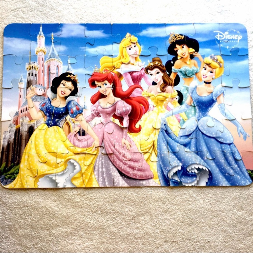 Disney Princess 3 Foot Floor Puzzle Snow White, Cinderella Sleeping Beauty Belle